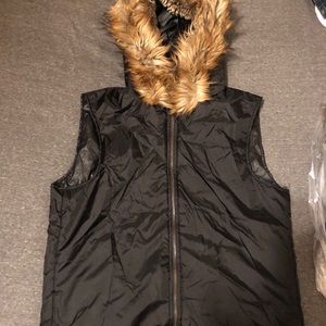 Zara Man Hooded Vest